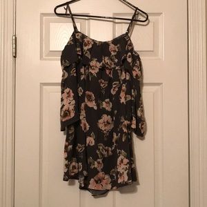 Grey blouse with pinkish flowers